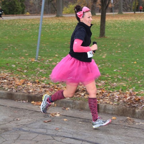 lishcoo's profile picture. 🇨🇦 Runner, mom to a cheeky 2 year old, and a feisty 6 year old. Wife to a wildlife photographer,lover of ice cream, cherry coke and puppies.