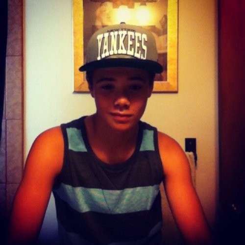 Follows Back!