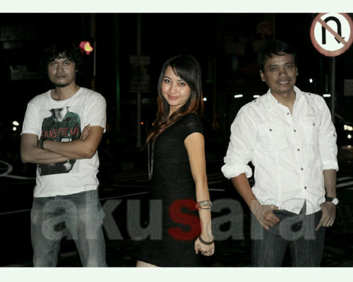 akusara_band's profile picture. Since 2010. Retha (vox), Andri Asmara (Bassist), Adjie Sakuntala (Drummer). CP: Adien 085743050456, Adjie (087775499973)
