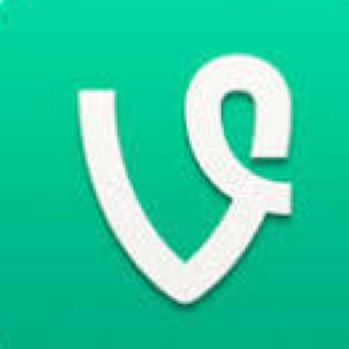 Supporting all the black comedians on Vine! AKA Black Entertainment Vines (BEV). Follow us!