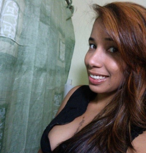 lizacrisp's profile picture. Cero 0 gente falsa en mi camino! Solo creo en Dios y en mi amiga yo!