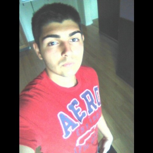 CharLieMiaMi305's profile picture. 2004 GMC SIERRA RED AKA GOZDA KIK charliemiami305 Instagram Charlie_Mitchell_ Single