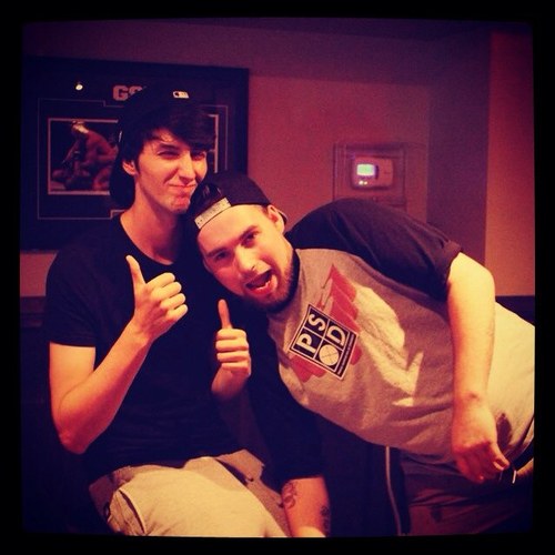 HenzeOh's profile picture. 