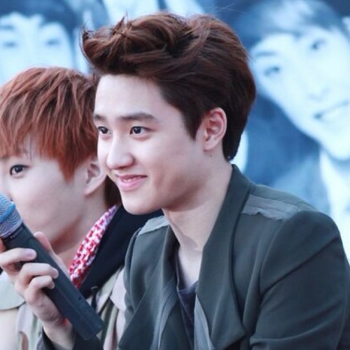 สวัสดีคร้าบ ผมชื่อดีโอ ฟอลมาแล้วทักฟอลกลับหมดอ่ะเจรง❤ #hyperbot #93line