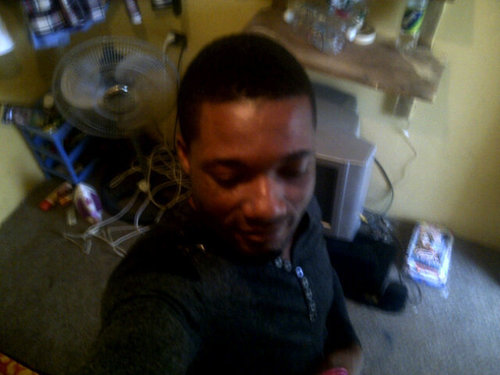 hollumix's profile picture. 