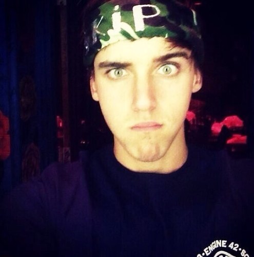It might sound cliche but the Janoskians make me so happy. ♡ Beau/5 + Sam