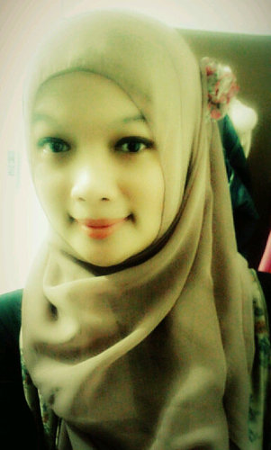 Wife, bankers @ mandiri sharia