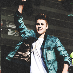 ❤️❤️follow @disneylandbiebs bc i just gave u a free follow❤️❤️