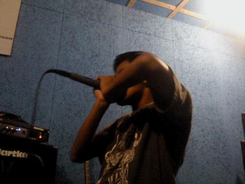screamo03672255's profile picture. Jangan Biarkan Otak Kita Sadar