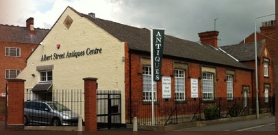 Friendly Antique Centre in Newark offering 2 floors of Antiques from 50+ dealers. New stock arriving daily, something to suit all tastes and budgets.