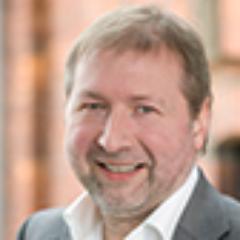 Systemischer Therapeut-Familientherapeut (DGSF), Systemischer Supervisor/Coach (DGSF), Lehrender Systemische Therapie, Beratung, Supervision und Coaching (DGSF)