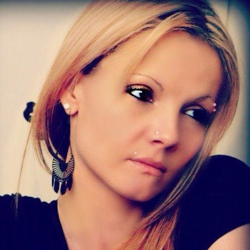 AndreaCtout's profile picture. 