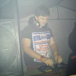 W1GGUM's profile picture. 