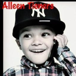 TienerzxOnline's profile picture. //Leuke tweets in je timeline!//leuke tweets + foto's// promoot me door me tweets te retweeten en me te linken. :)