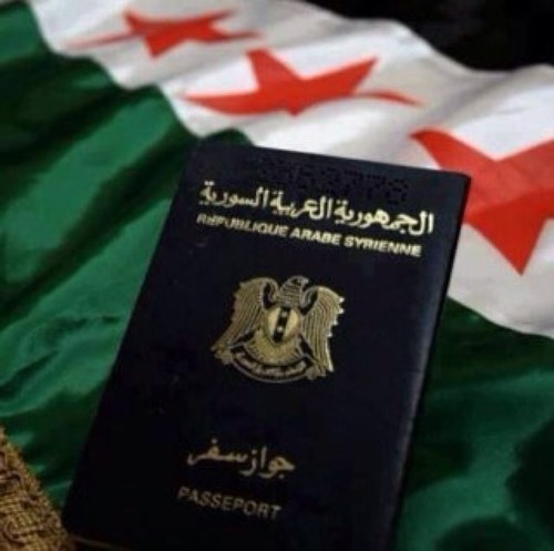 هي انثى قتلت كل النساء في عينيD