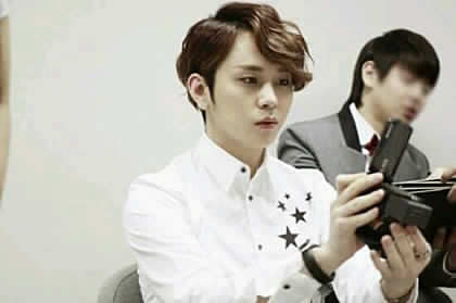 HotelWedding_JH's profile picture. W.돌아서님의 호텔웨딩홀 그곳에는 게이가있다 패계 용준형(28)입니다. 계정생성일:12.09.17,계변일:12.11.23 양도일:12.12.28 맞팔은 봇,패계분들만 하겠습니다. 작가님허락O. 싱크상 반말,싱크지적받아요 대신 말투는 둥글게.실제 용준형군이 아닙니다.