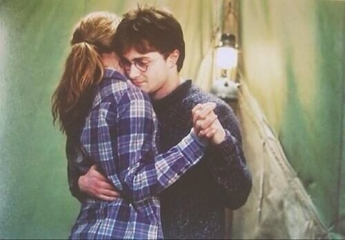 Obsessed with a story ~ In love with the Boy Who Lived ~ Potterhead Always ~ Proud Slytherin ~ Professor R.J. Lupin.