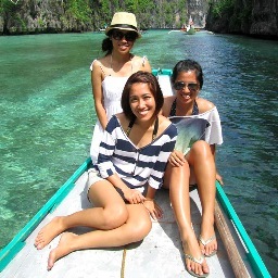 AizaLizaSays's profile picture. God's beloved