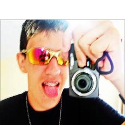 Andao falando por ai, que o coringa é loco, só porque cai na gargalhada, quando a cidade pega fogo. HAHAHAHAHAHAHA (8)