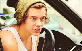 you got a free follow PLEASE FOLLOW @harryohhwow :) trust me she will follow back!