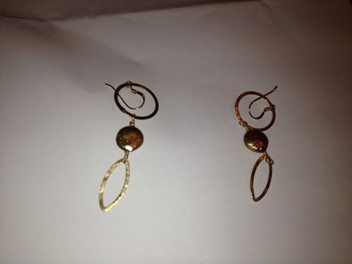 slhough19's profile picture. 