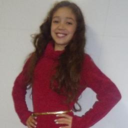Praazer Mafe ..
Amo música, cantar e dançar.