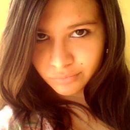 Vou escrever mais de um milhão de canções pra você ouvir, 
Que meu amor é teu, teu sorriso me faz sorrir, 
Eu vou de Marte até a Lua, cê sabe eu já tô na tua,