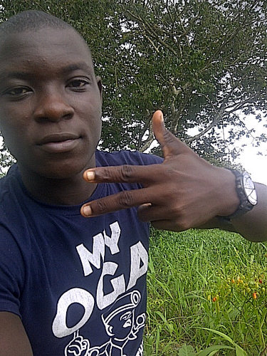 Am A Fresh Dude And My Pocket Is Meaningful.. Belive