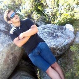 ''Cada sonho que você deixa para trás,e um pedaço do seu futuro que deixa de existir''. Whats:47 97002273