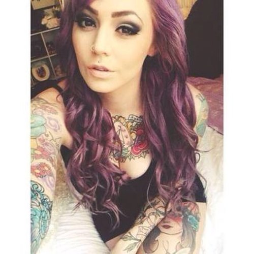 BeautyFaker's profile picture. Roll it up