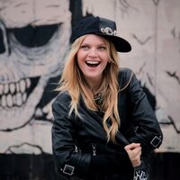 Elena Kuletskaya (@elenakuletskaya) Twitter profile photo