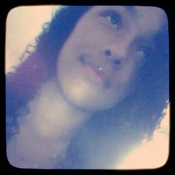 Esqueça os inimigos, pois existe alguém que ama você..♪♪
