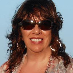 VP Creative Services Director, Devlin Design Group. Scenic and lighting design. GetGabby cofounder. Visionary, Fun to be around