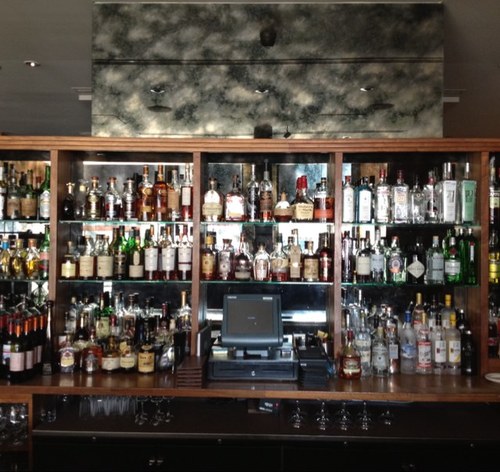 Sepia Cocktails are served in @SepiaChicago's lounge and restaurant https://t.co/bqQhbsS4sw