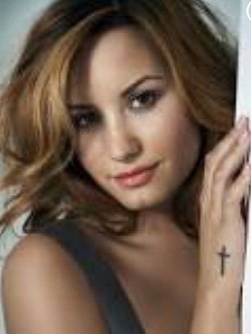 14| Recovering from cutting, anxiety, Ana| I follow back | Stay Strong like Demi, I love you. My DMs are open| http://t.co/UzTpnuawfu