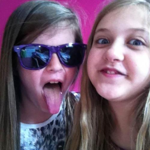 LouiseJessica13's profile picture. follow mee