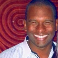 Responsabilidade, comprometimento e enorme respeito pelo valor da informação.