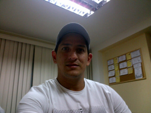 Vivo la vida a mi manera.. Buscando siempre mis metas.