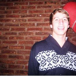 Ivan96Fisc's profile picture. Y ese estruendo casi divino,cuando se quiebran todos los sentidos con un Rock and Roll...cjs♥