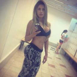 Reginaribeiro01's profile picture. 