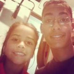 Soyy Altoo,Chalekeador, Graciiosoo Como Mee Tratees Tee Tratoo Aaaahh Y Esoo Sii: Noo Enviidiies,Superaa! *---*