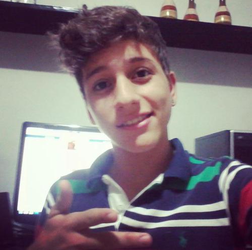 cesaribeiro99's profile picture. Siga-me os bons ;D