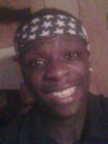 Ballislife : iam funny cool af in layed back and i hate the mamia heat but if you want to get to no me just hmu :)