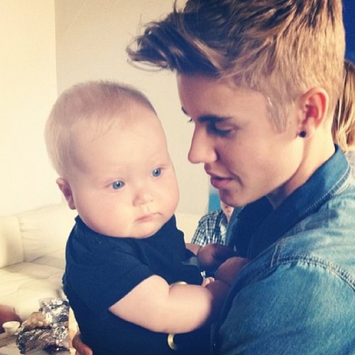 Follow @fakingjbieb