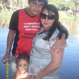 SOU ACADÊMICA EM ADMINISTRAÇÃO CASADA MÃE DE DOIS FILHOS EVANGÉLICA LÍDER DE CRIANÇAS NA IGREJA CONSELHEIRA DA FUNDEP