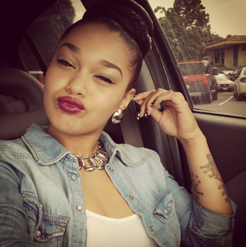 New too twitter ☺ ,
Monika , 18 & about my ! Me No Speak A broke Hoe ! Mullatto shit