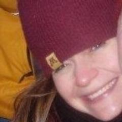 Obnoxious MN sports fan. LOVES the Gophs & Baseball. Crazy runner. LOVE traveling, Pinterest, the outdoors, dogs, & my fam.