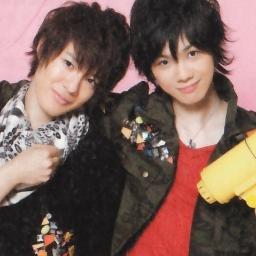 【試験運転中】noonboyzの真田くんと野澤くんの呟きbot。雑誌やMCなど※非公式