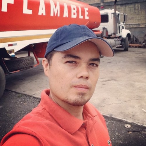 IvanJiap's profile picture. CREI QUE ERA UNA AVENTURA....Y EN REALIDAD ESA ES LA VIDA...