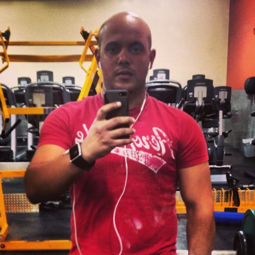 WillytonRH's profile picture. bueno soy un persona......., me gusta......, pero sobre todo......